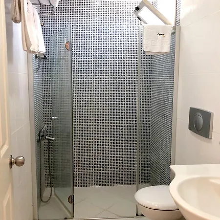 Hotel Cunda Deniz 3*